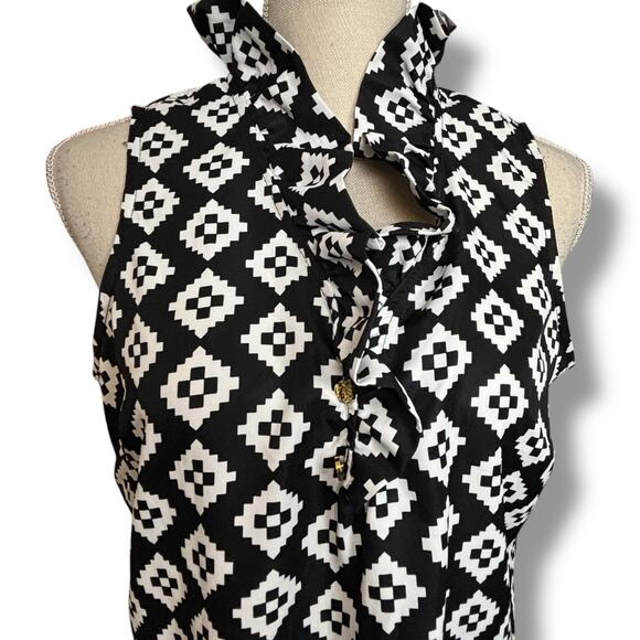 Mudpie Black & White Geometric Print Tunic Top - Size Medium - Picture 2 of 6